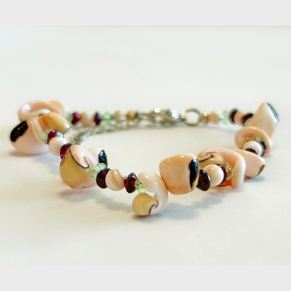 Shell Bead, Garnet, & Swarovski Crystal Bracelet - Picture 3 of 3